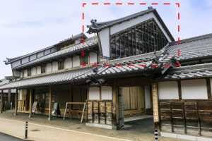 日本家屋に設置されている「うだつ」